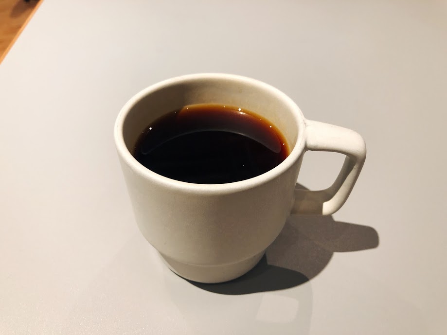 ランダバウトテーブル-コーヒー